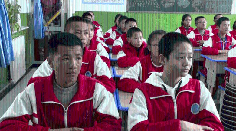 假日大厦