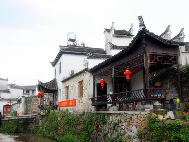 逃离伊尔波的房屋